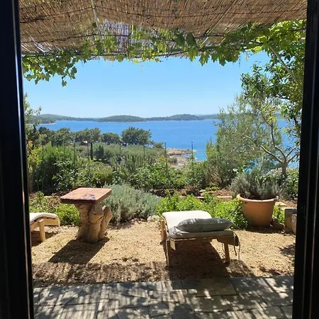 Marijam 아파트 흐바르